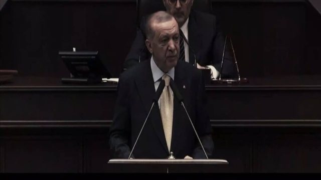 Ελληνοτουρκικά: Τραβάει το σχοινί ο Ερντογάν – Καταγγέλει την Ελλάδα στο ΝΑΤΟ για τα «στρατιωτικοποιημένα νησιά» (Video)