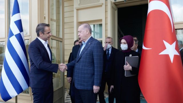 Οι Τούρκοι… τα έχασαν και τα βάζουν τώρα με τους Γερμανούς: «Μην πέφτετε στην παγίδα της Ελλάδας»