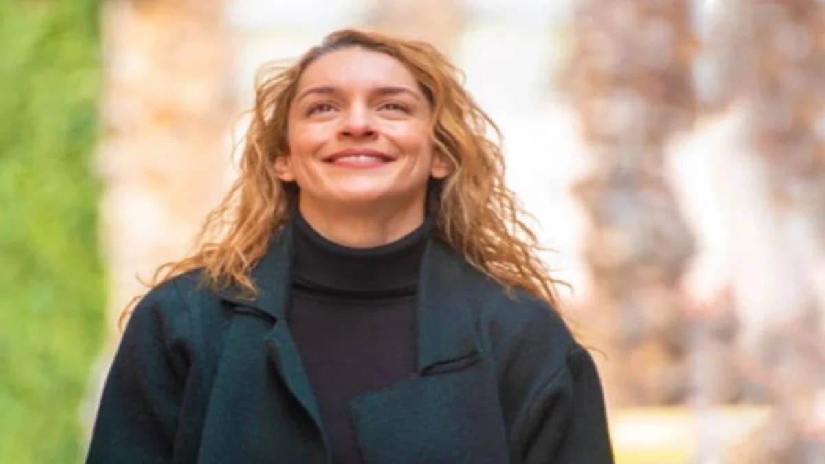 Στο αυτόφωρο η Γιούλικα Σκαφιδά – Έπεσε θύμα ξυλοδαρμού (photo)