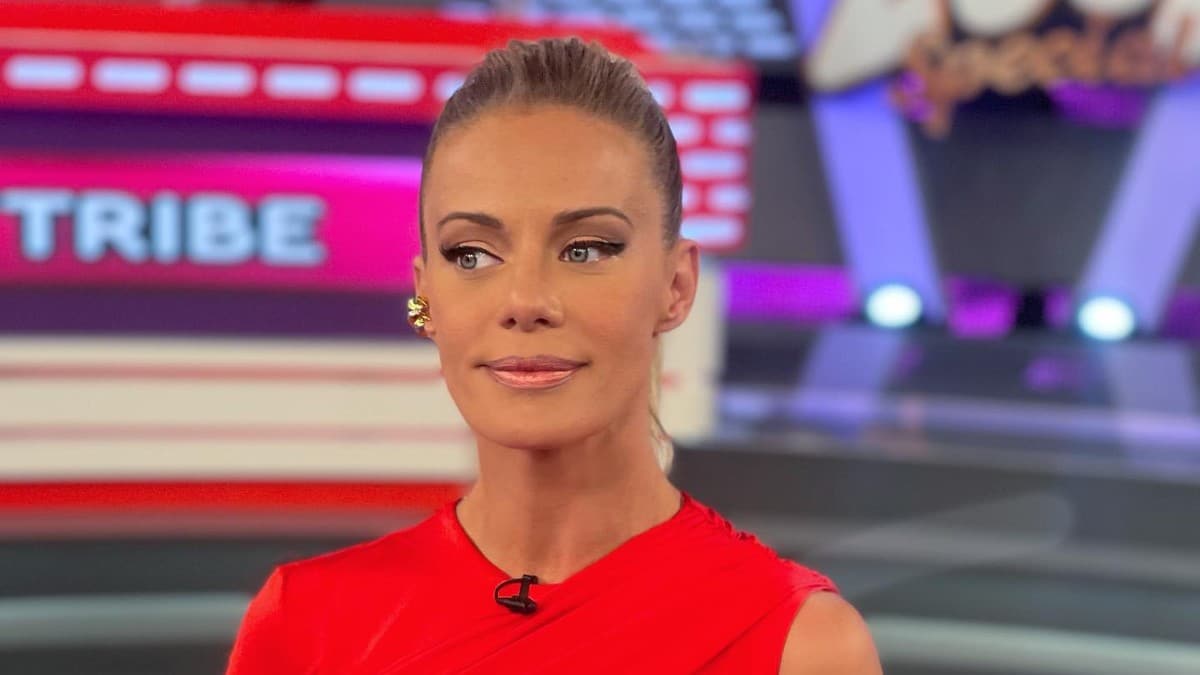 Σούσουρο με τη Ζέτα Μακρυπούλια – Σε πελάγη ευτυχίας η παρουσιάστρια