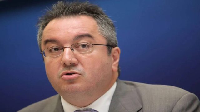 Κορωνοϊός: Ο Ηλίας Μόσιαλος τάσσεται κατά της τέταρτης δόσης του εμβολίου – Ο λόγος είναι…