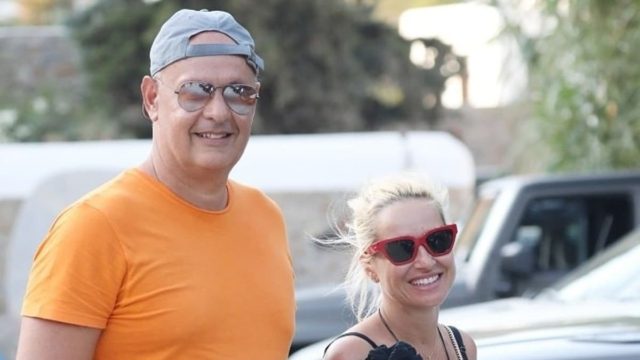 Θα ήταν πεθερός αλλά τελικά έγινε κουμπάρος: Αυτός ο πασίγνωστος Έλληνας πάντρεψε τη Μαρία Μπεκατώρου