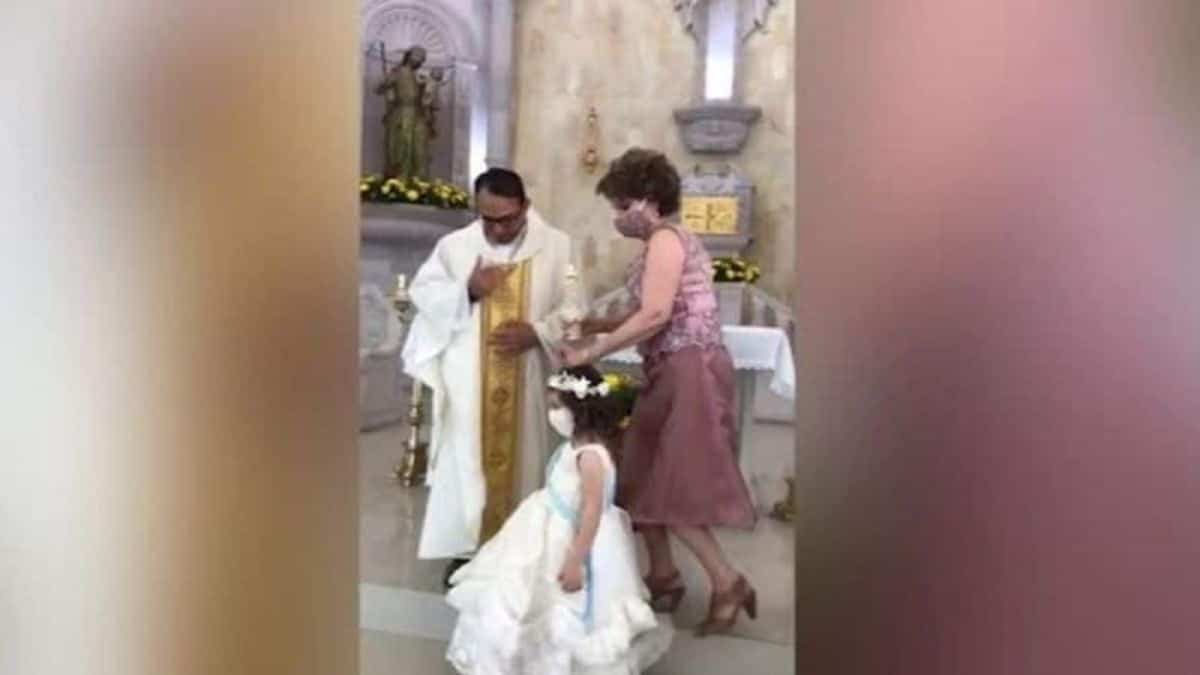 Η νύφη αρνήθηκε σε 4χρονο κοριτσάκι να τη συνοδεύσει στο γάμο – Αυτό που της έκανε μετά θα το θυμάται για μια ζωή