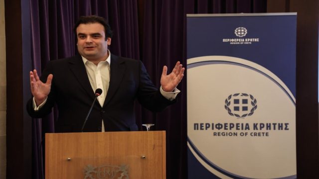 «Βόμβα» για εκατομμύρια Έλληνες: Τέλος ταυτότητες, ΑΜΚΑ και ΑΦΜ!