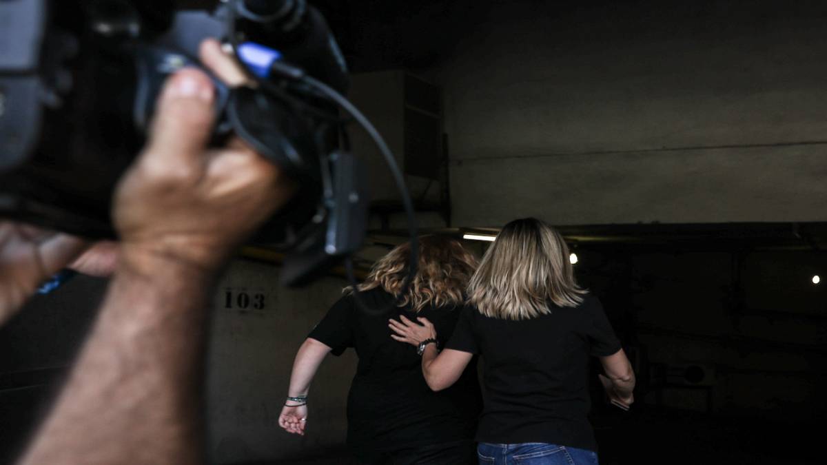 Ολοκληρώθηκε η κατάθεση της Δήμητρας Πισπιρίγκου μετά από 9,5 ώρες – Βροχή οι ερωτήσεις των αστυνομικών