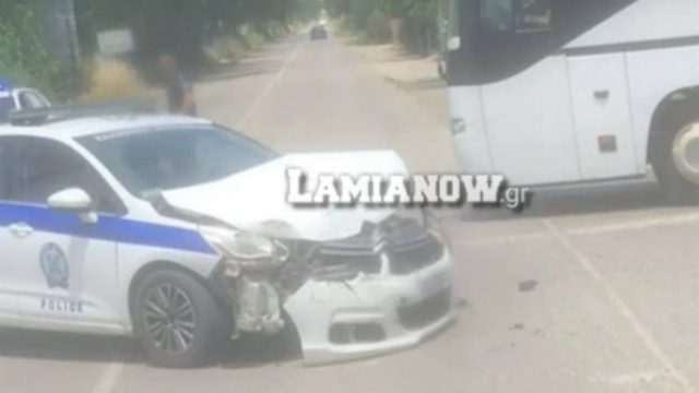 Λαμία: Τροχαίο με περιπολικό – Συγκρούστηκε με αγροτικό