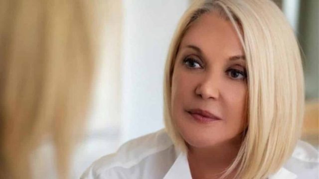 Μαζεύονται πολλοί: «Η Ρούλα Κορομηλά είχε τσαντιστεί και για αυτό σταματήσαμε την συνεργασία μας» (Video)