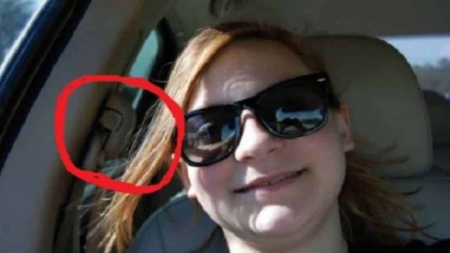 13χρονη έφηβη έστειλε μια selfie στη μαμά της για να της δείξει ότι είναι καλά… – Αυτό που είδε στο πίσω κάθισμα την τρόμαξε