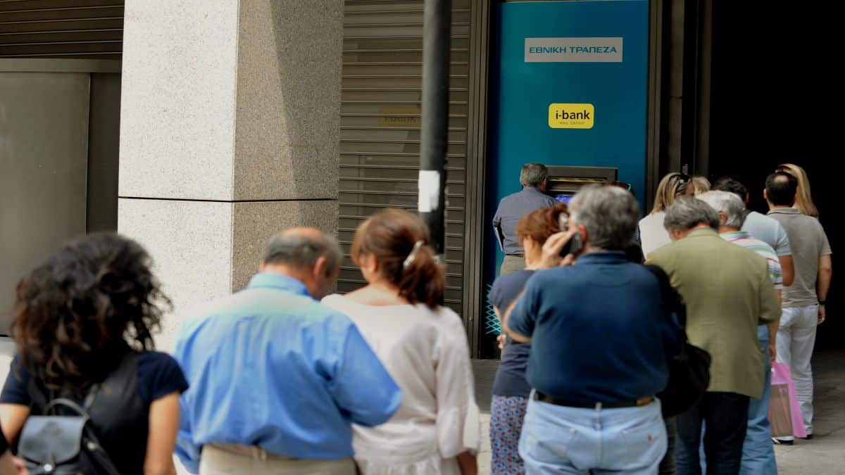“Βροχή” χρημάτων από Δευτέρα (25/7): Συντάξεις, επιδόματα και άλλες παροχές – Οικονομική ανάσα για τους πολίτες
