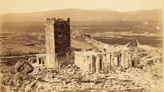 Πύργος Ακρόπολης: Η ιστορία, η ανέγερση, η χρήση και η κατεδάφιση του Αθηναϊκού Μνημείου