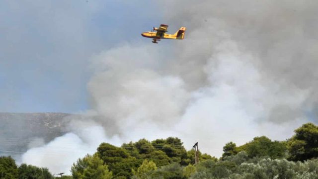 Πύρινος “εφιάλτης” στο Ρέθυμνο – Νέα αναζωπύρωση της μεγάλης φωτιάς