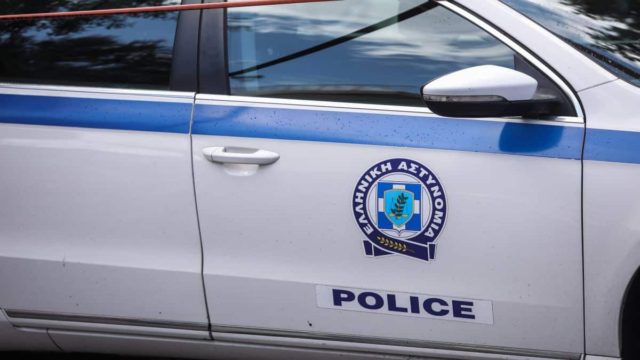Σοκ στην Αίγινα: 20χρονη βρέθηκε απαγχονισμένη στην αυλή του σπιτιού της