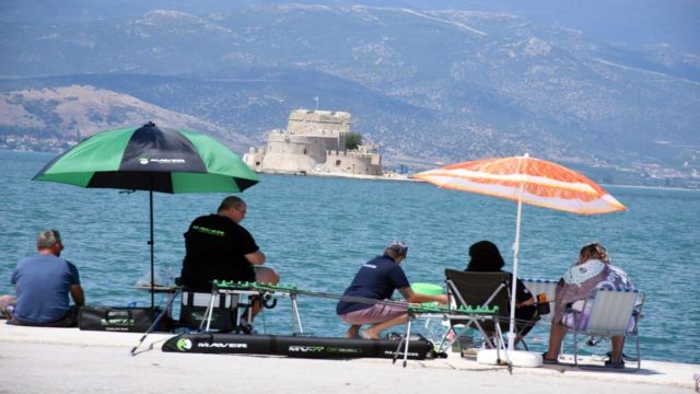 Η φωτογραφία της ημέρας: Διασυλλογικός Αγώνας και Αγώνας Ανοικτών Συμμετοχών Αθλητικής Αλιείας στο Ναύπλιο