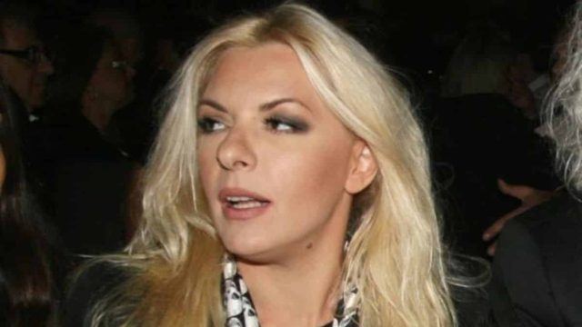 Αναβρασμός με την Αννίτα Πάνια: Την έπιασαν… στα πράσα με πασίγνωστο παρουσιαστή