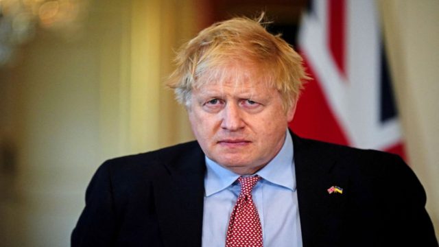 Βρετανία: Παραιτήθηκαν από την κυβέρνηση οι υπουργοί Οικονομικών και Υγείας