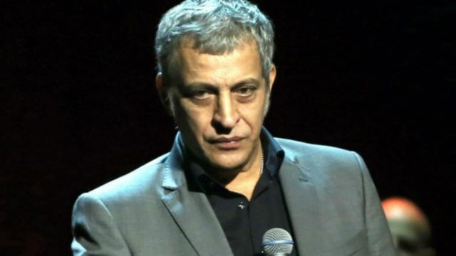 Είχε τα κονέ του ο Θέμης Αδαμαντίδης: Αυτός ο σπουδαίος τραγουδιστής τον είχε παντρέψει – Σπάνια φωτογραφία από το γάμο του το 1986