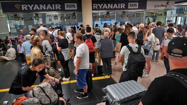 Παγκόσμιο αλαλούμ: Απεργίες και covid έχουν προκαλέσει εμφράγματα σε αεροδρόμια! Σε απόγνωση χιλιάδες επιβάτες!
