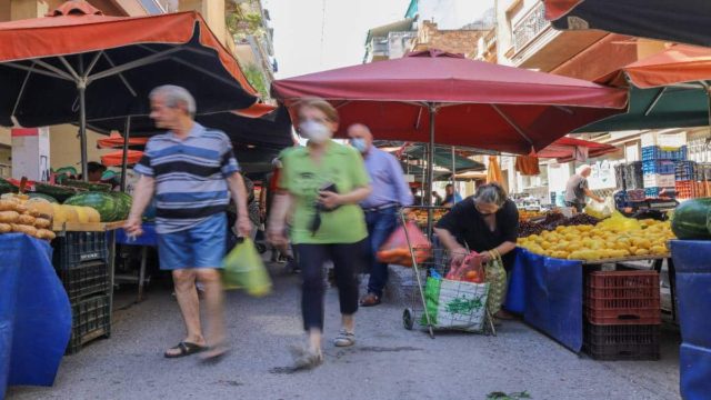 Έρχεται εφιαλτικός χειμώνας: Ακρίβεια και αύξηση χρεών γονατίζουν τα νοικοκυριά
