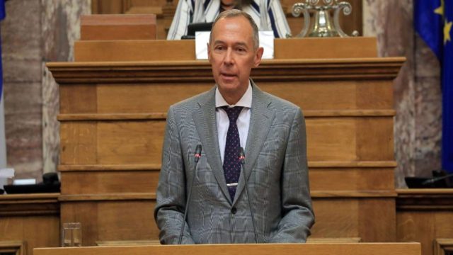Ρωσία: «Η Ελλάδα “ανήκει” στη Δύση», δηλώνει ο Ρώσος πρέσβης