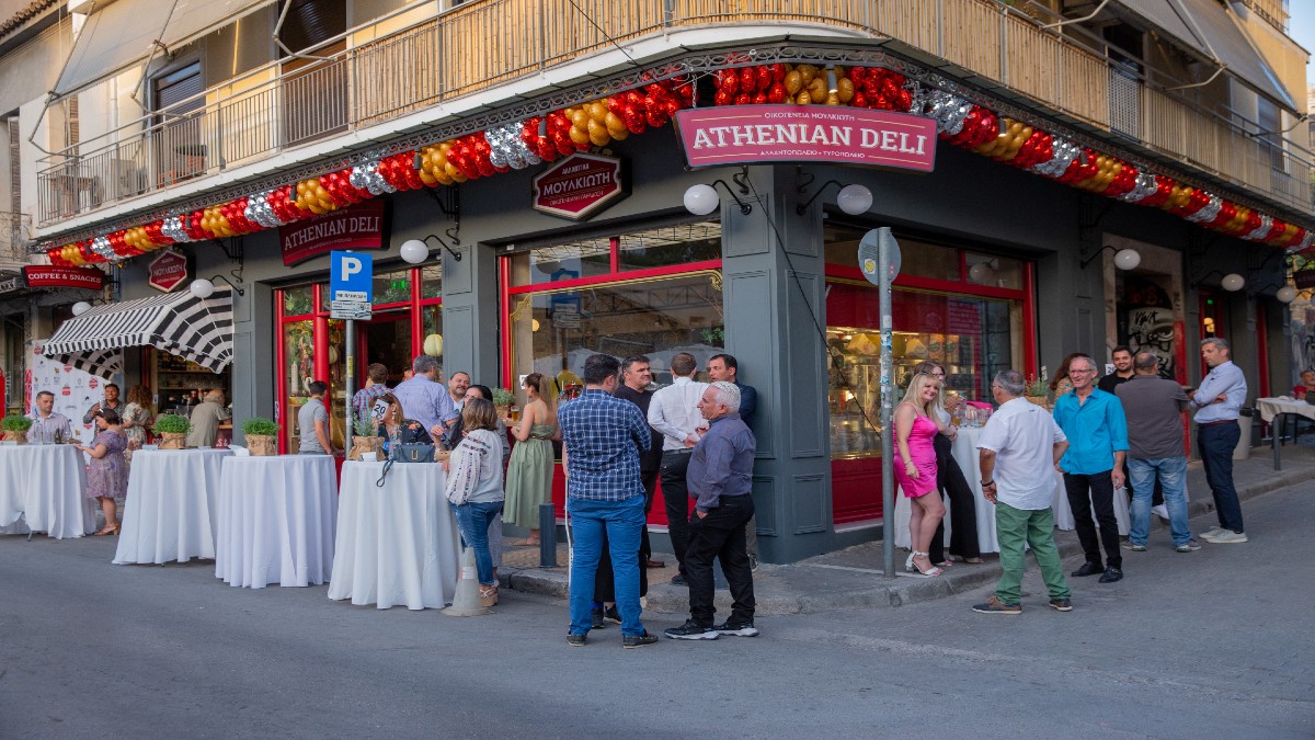 1 Χρόνος λειτουργίας του ATHENIAN DELI της Οικογένειας Μουλκιώτη!