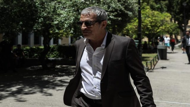 Θέμης Αδαμαντίδης: Αναβλήθηκε η δίκη του τραγουδιστή για την υπόθεση ξυλοδαρμού – Η νέα ημερομηνία (Video)