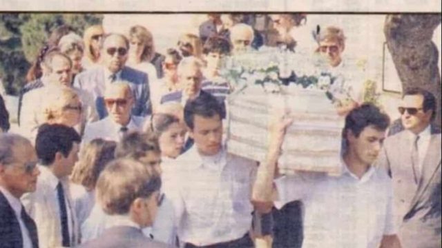 «Αστυνομία; Σκότωσα το παιδί μου και αυτοκτονώ»: Το έγκλημα στα Λουτρά Ωραίας Ελένης που συντάραξε την Ελλάδα και οι 6 επιστολές