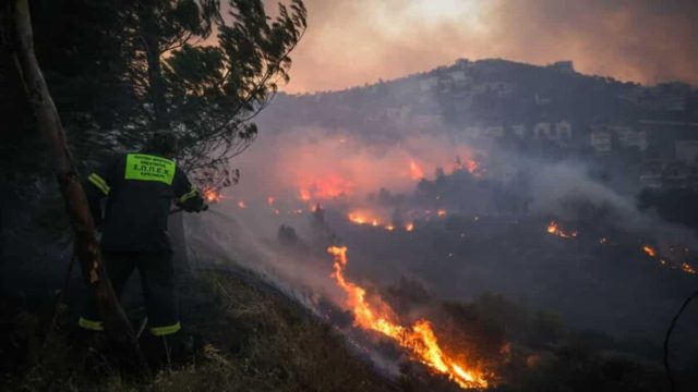 Νέος συναγερμός στην Πυροσβεστική – Φωτιά στην Ηλεία
