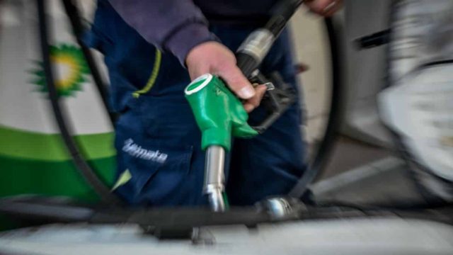 Fuel Pass 2: Πότε ανοίγει η πλατφόρμα – Τα ποσά της επιδότησης (Video)