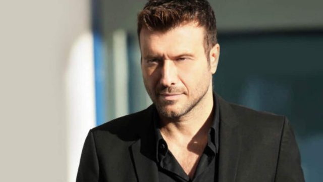 Περήφανος ο Γιάννης Πλούταρχος: «Ο γιος μου έκανε ότι δεν έκανε ο πατέρας του» (Video)