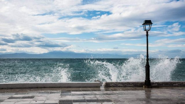 Κηρύχθηκε σε κατάσταση έκτακτης ανάγκης η Σκύρος μετά τις καταστροφές από την κακοκαιρία (video)
