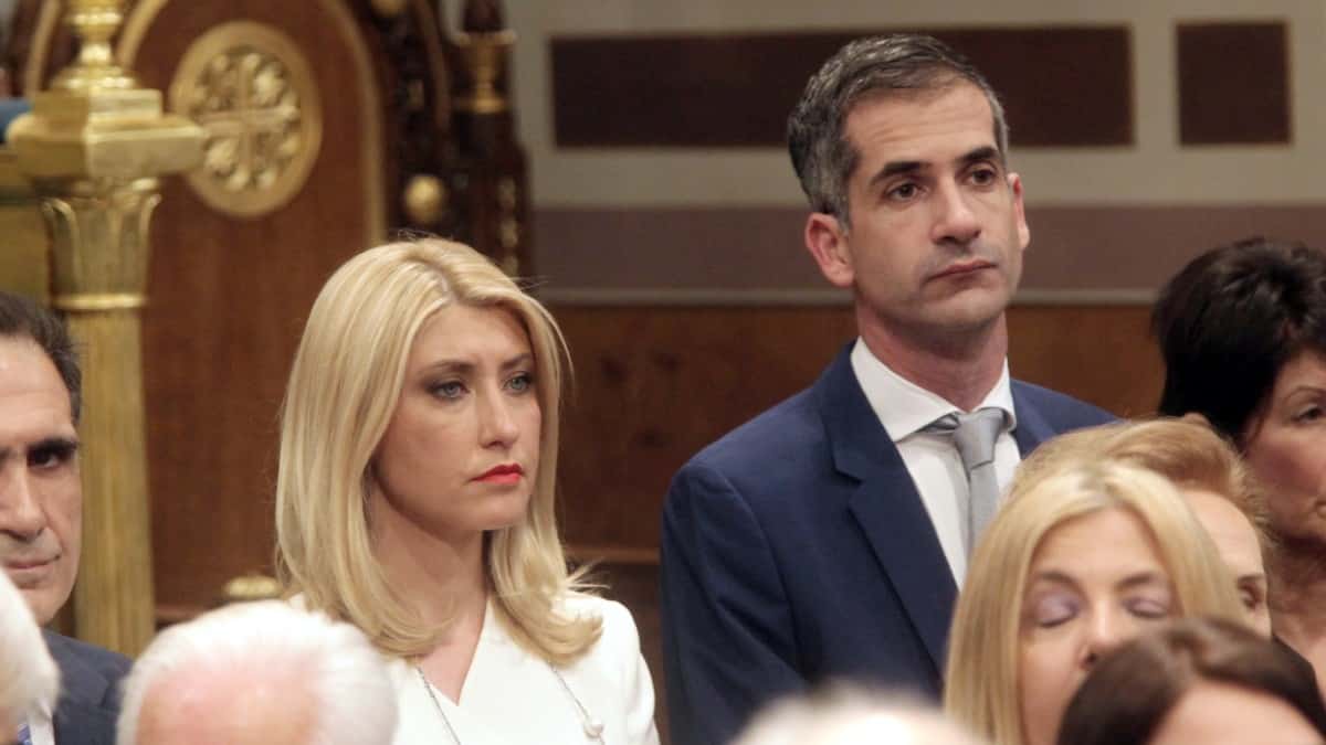 «Τα παιδιά του Κώστα Μπακογιάννη…» – Στην φόρα η αλήθεια για τη δεύτερη εγκυμοσύνη της Σίας Κοσιώνη