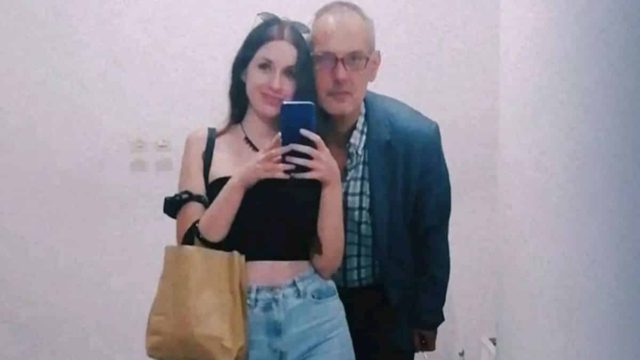 «Σου ‘λεγα δεν θα πάρεις ποτέ άδεια μπαμπά;»: Σπαράζει καρδιές η κόρη του διευθυντή του ΕΦΚΑ που πέθανε στο γραφείο