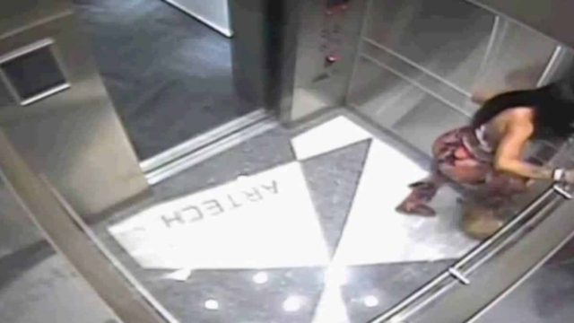 Μπήκε στο ασανσέρ χωρίς να έχει δει την κρυφή κάμερα – Μετά από αυτό που έκανε την κυνηγά η Αστυνομία!