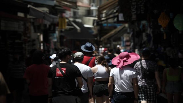 «Εκτόξευση» κρουσμάτων σήμερα, 5/7 – 98 διασωληνωμένοι