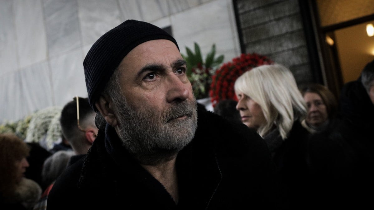 «Δε θέλω…» – Ανακοίνωσε το τέλος εποχής ο Λάκης Λαζόπουλος