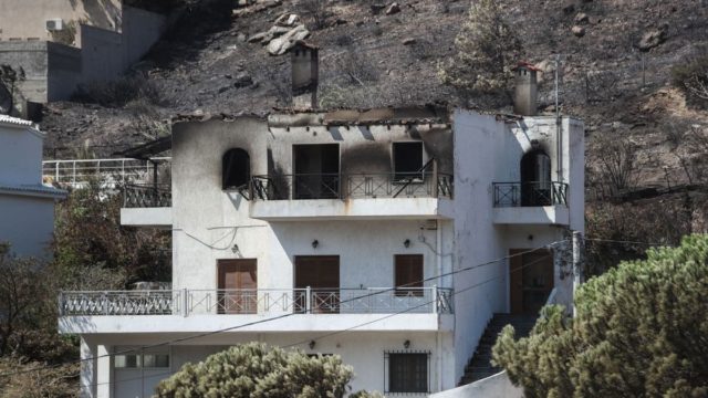 Φωτιά: Αυτά είναι τα μέτρα στήριξης των πυρόπληκτων – Δείτε αναλυτικά