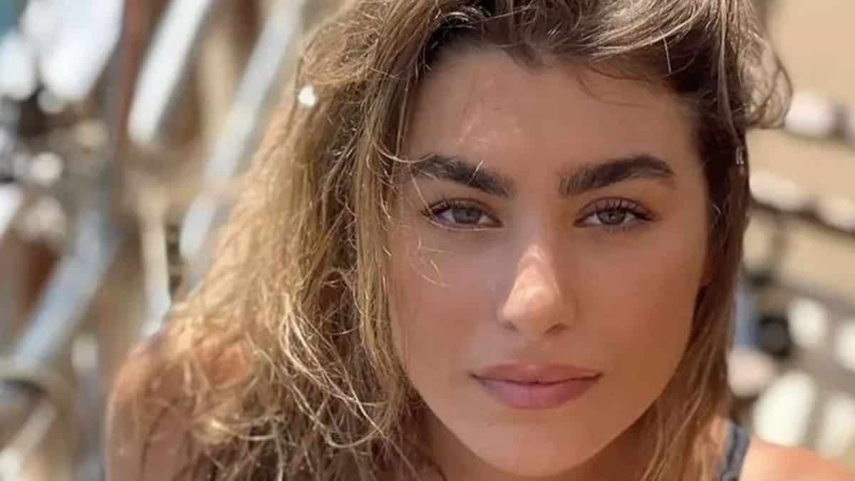 Κούκλα εγκυμονούσα η Χρύσα Μιχαλοπούλου: Οι νέες φωτογραφίες της συντρόφου του Λεωνίδα Κουτσόπουλου λίγο πριν γεννήσει
