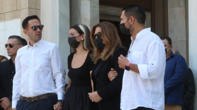 «Θεέ μου γιατί;» – Ανατριχιάζει η Δέσποινα Μοιραράκη στα πρώτα λόγια μετά το θάνατο του Γιάννη Κοντούλη