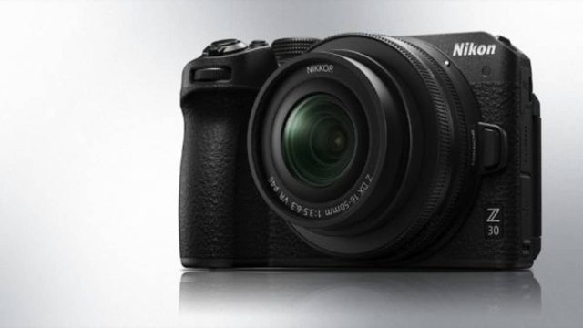 Η NIKON κυκλοφορεί την καλύτερη φωτογραφική μηχανή της για vlogging
