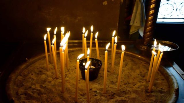 Σοκ στην Θεσσαλονίκη: Έκρυβε… οπλοστάσιο σε παρεκκλήσι στην αυλή του σπιτιού του