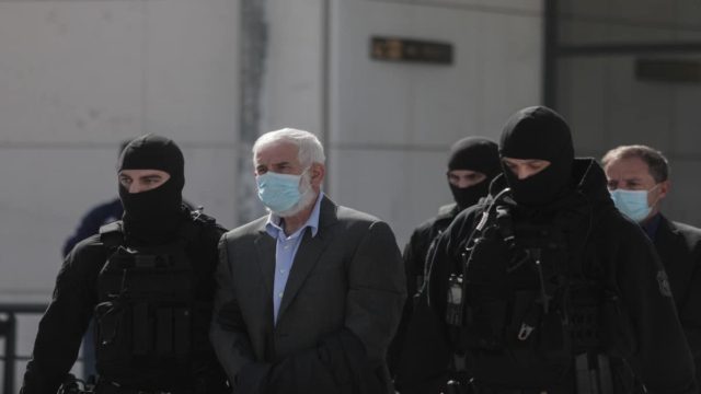 Πέτρος Φιλιππίδης: Έτσι συγκεντρώθηκαν τα 20.000 ευρώ για την εγγύηση – «Σε απόλυτη ευτυχία η Ελπίδα Νίνου» (video)
