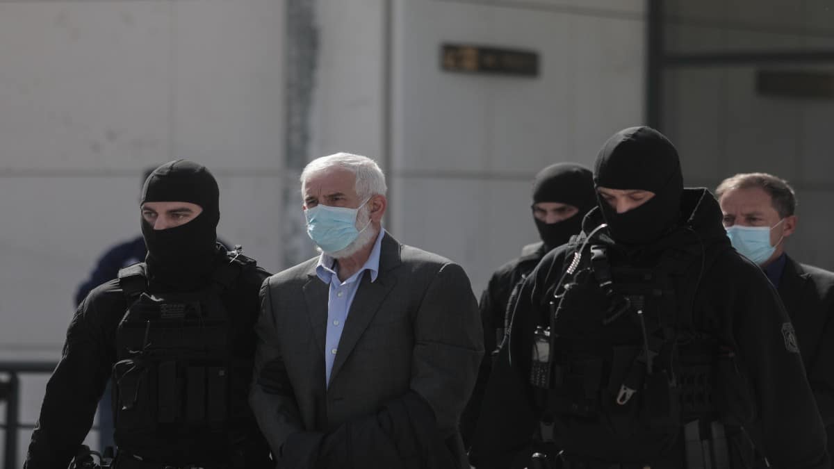 Πέτρος Φιλιππίδης: Έτσι συγκεντρώθηκαν τα 20.000 ευρώ για την εγγύηση – «Σε απόλυτη ευτυχία η Ελπίδα Νίνου» (video)