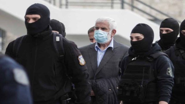 Το… χάνει το σπίτι ο Πέτρος Φιλιππίδης: Στην τελική για τον πλειστηριασμό της η οικία του στο Ψυχικό – Η αρχική τιμή του (video)