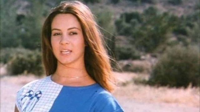 Θυμάστε την πρωταγωνίστρια των 80s Έφη Πίκουλα; – Δείτε πως είναι σήμερα η γνωστή ηθοποιός