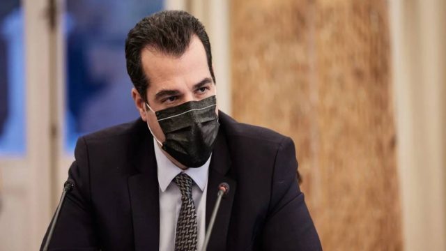 Εσπευσμένα στο νοσοκομείο της Πάτρας «Άγιος Ανδρέας» ο Θάνος Πλεύρης για το θάνατο του 49χρονου  – Έκτακτη σύσκεψη