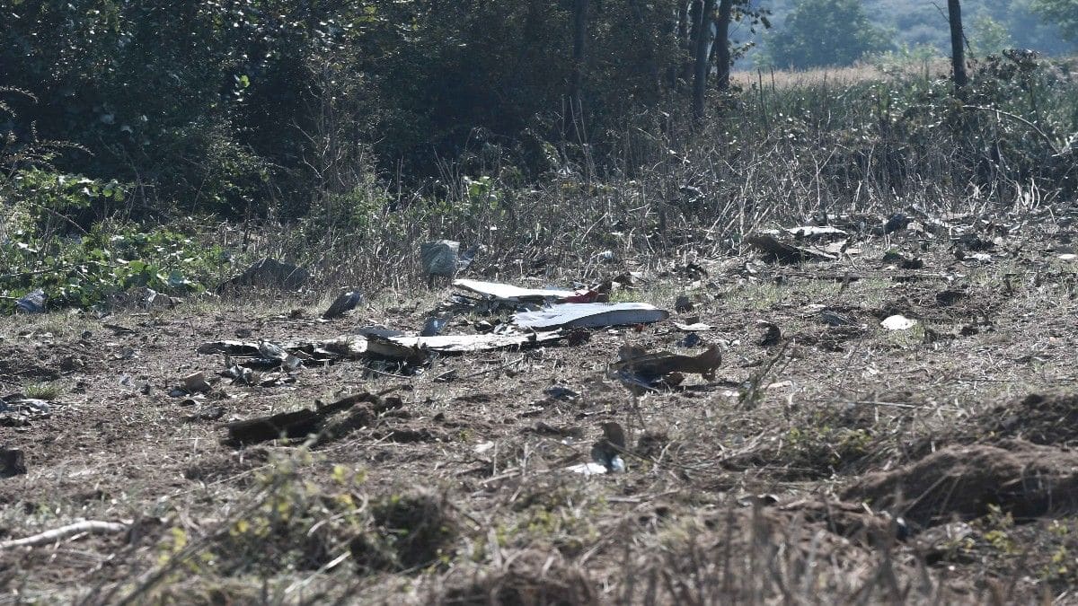 Συντριβή αεροσκάφους στην Καβάλα: Απαγόρευση κυκλοφορίας σε Αντιφιλίππους και Παλαιοχώρι! Θρίλερ για την άγνωστη «λευκή ουσία» (Video)