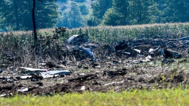 Συντριβή αεροσκάφους στην Καβάλα: Drones του στρατού «σαρώνουν» την περιοχή για διάσπαρτα βλήματα – Τα βασικά σενάρια που ερευνώνται (Video)