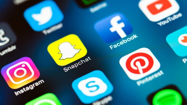 Ξεχάστε τα social media! Facebook και Ιnstagram θα εξαφανιστούν από την Ευρώπη