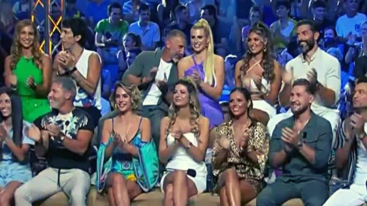 H… ξελογιάστρα παίκτρια του Survivor, το… κέρατο στο νησί και ο χωρισμός!