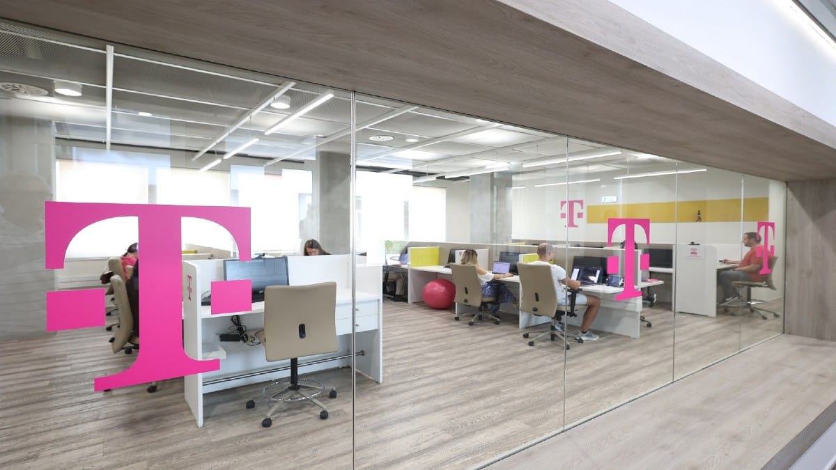 Το Telekom IT hub, τη νέα μεγάλη επένδυση της Deutsche Telekom στην Ελλάδα, επισκέφθηκε ο Υπουργός Ψηφιακής Διακυβέρνησης